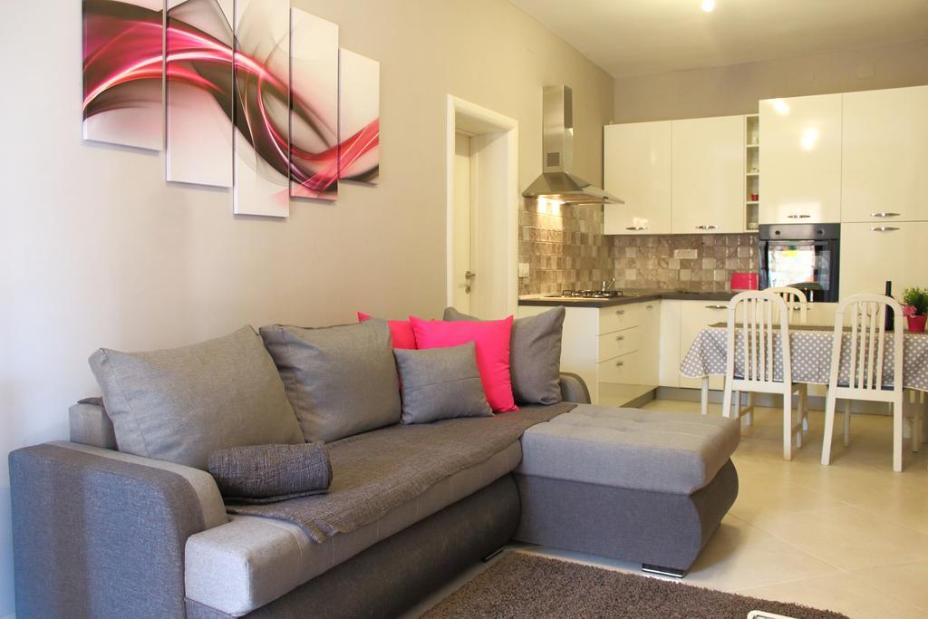 Apartments Basan Lovran Luaran gambar